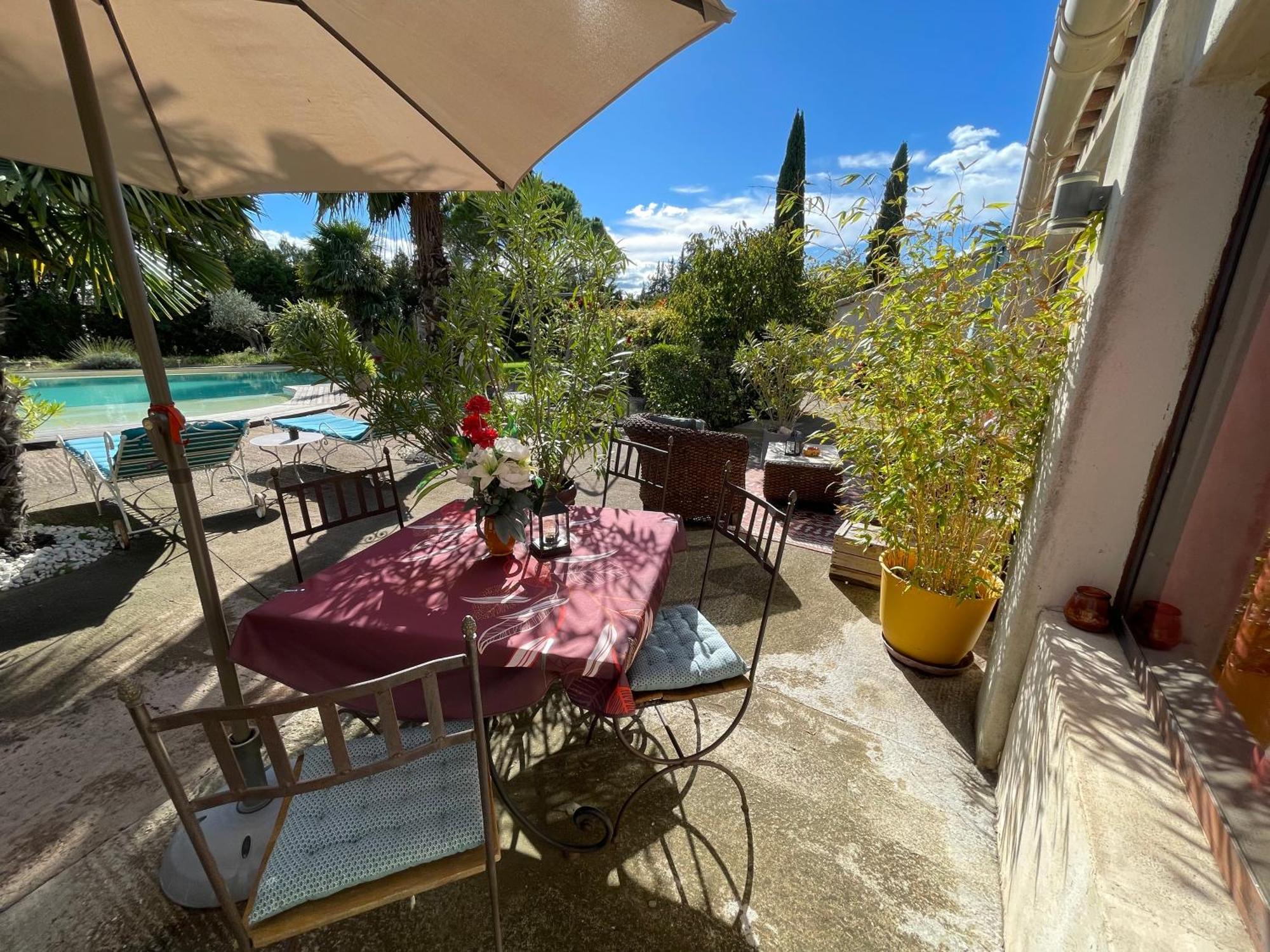 Bed and Breakfast Mas De La Butte Blanche Orgon Esterno foto